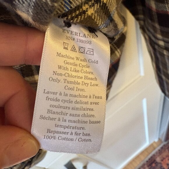 EVERLANE • The Boxy Flannel Long Sleeve Button-Down Shirt Size Extra Small - Picture 6 of 7